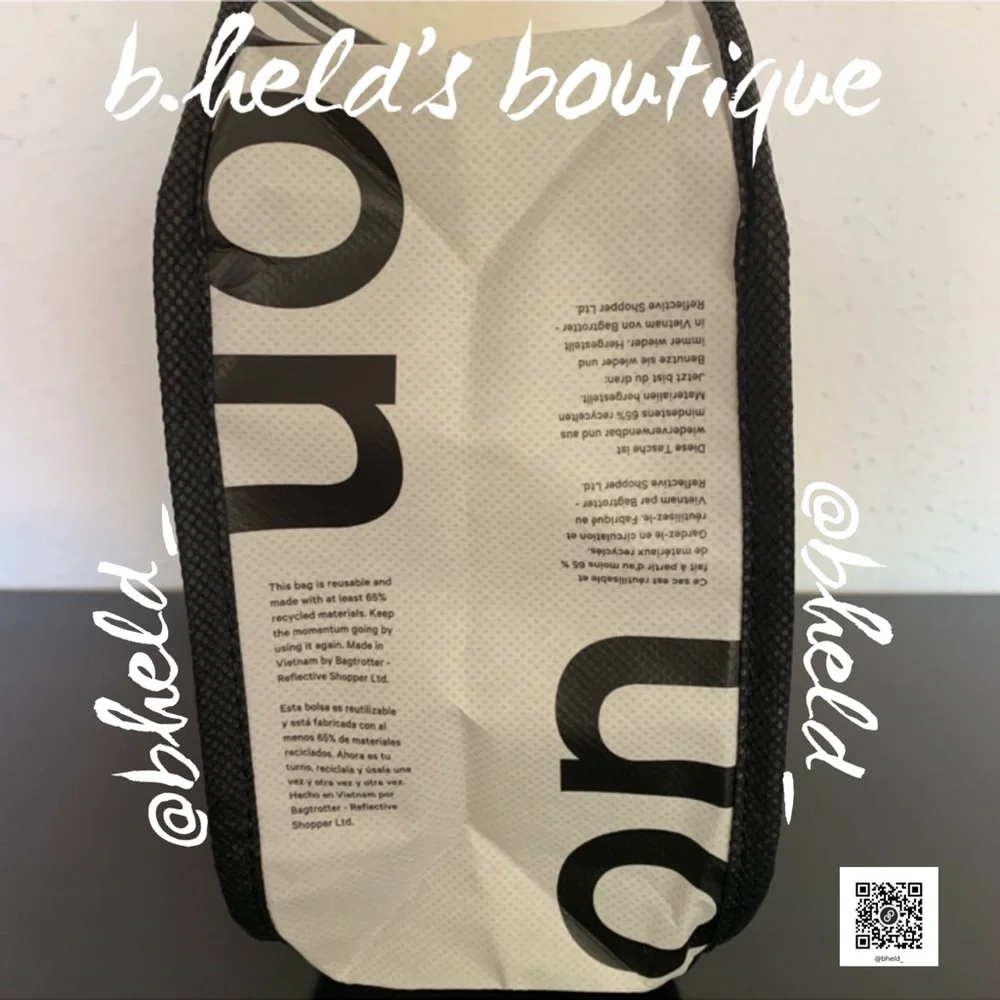 lululemon Black & White Small Tote Bag New NWOT